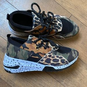 Camo cheetah leopard marble shoes